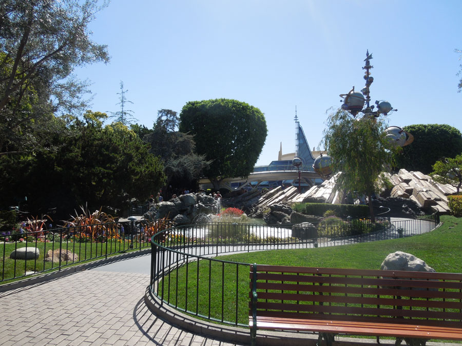 Disneyland Portal to Tomorrowland Picture